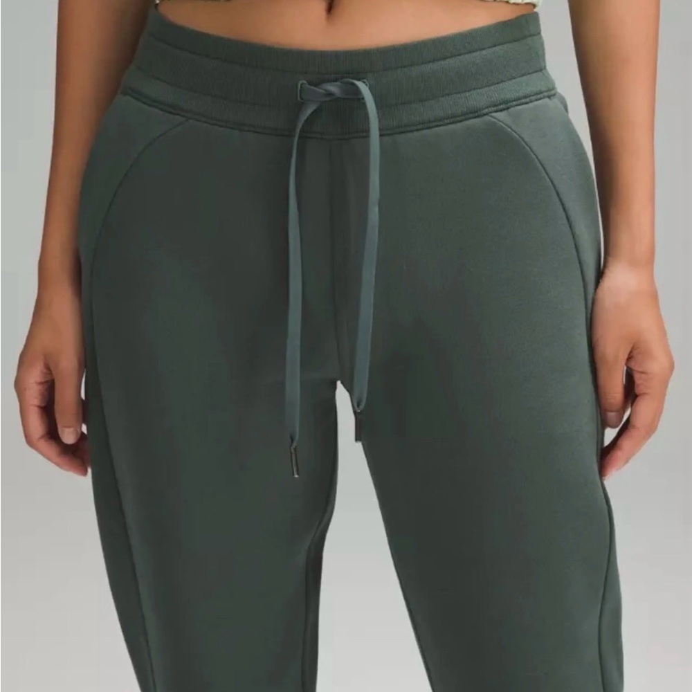 Lululemon Womens Dark Green Scuba Joggers